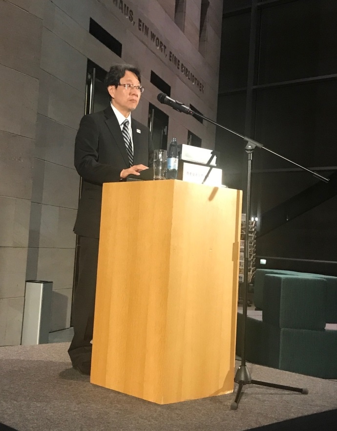 (photo1)gk.kimura.museum.nuernberg.jpg